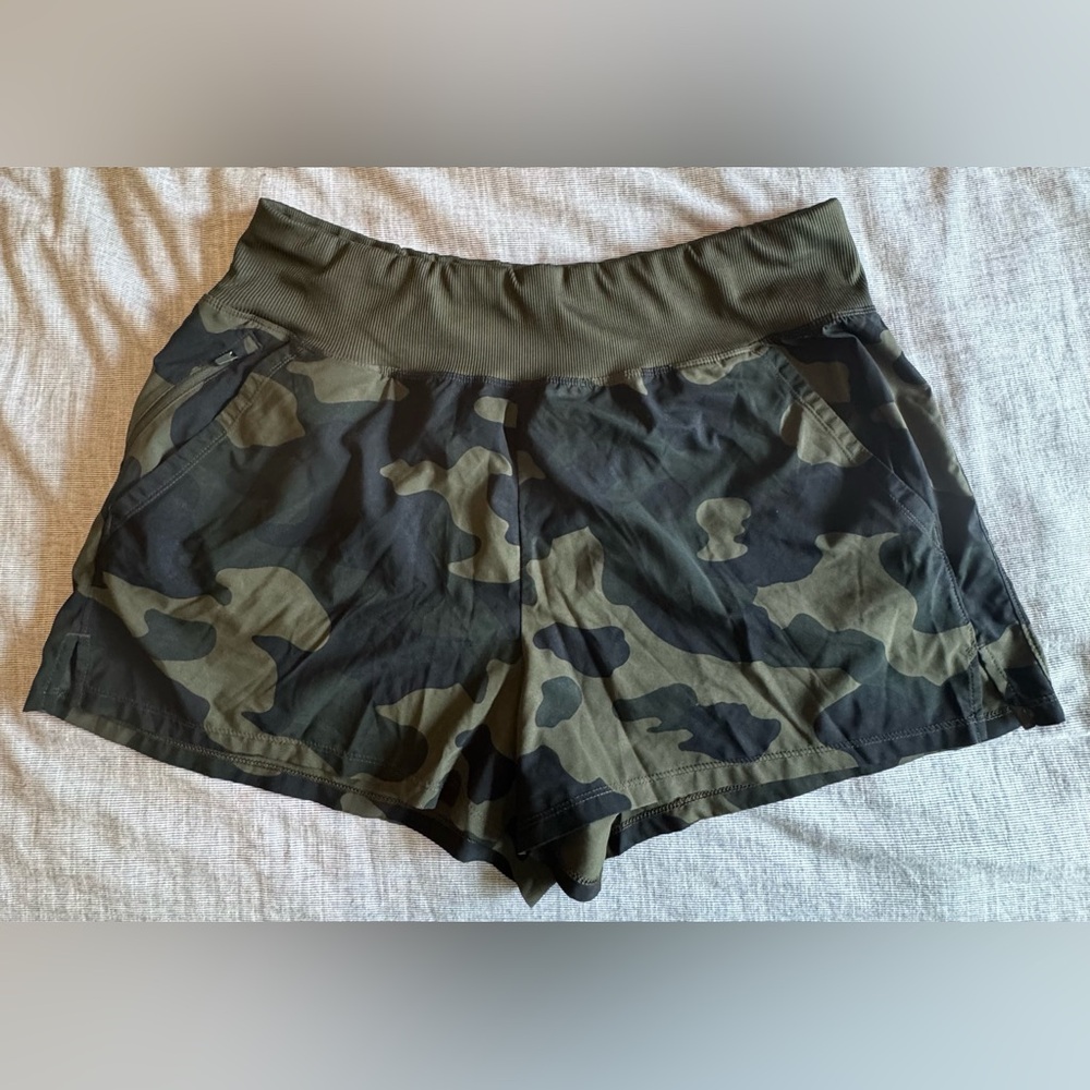 All in Motion Green Athletic Shorts Lightweight Camouflage